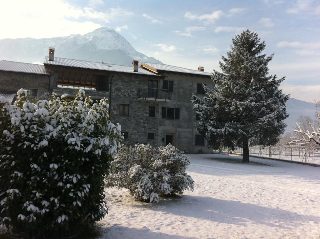 Casa Vacanze Zia Vivina B N Sorico Oda fotoğraf