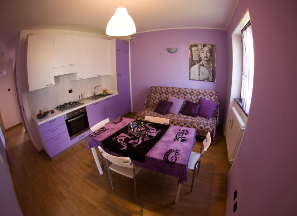 Casa Vacanze Zia Vivina B N Sorico Oda fotoğraf